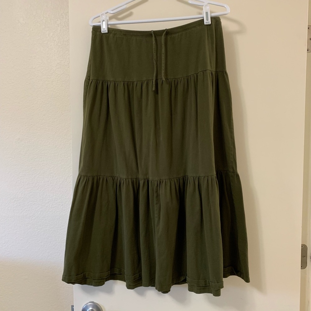 Olive green knit skirt